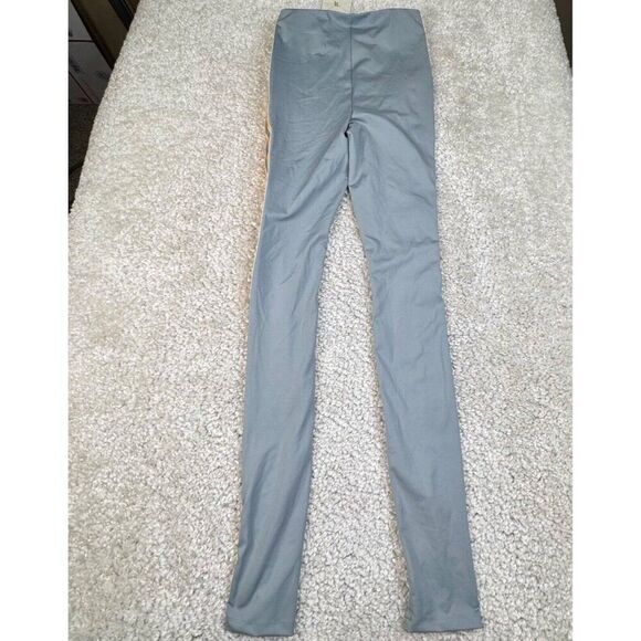 Fabletics Twisted Stripe Motion365 + Pull On Pant Gray/Yellow NEW - Picture 3 of 13